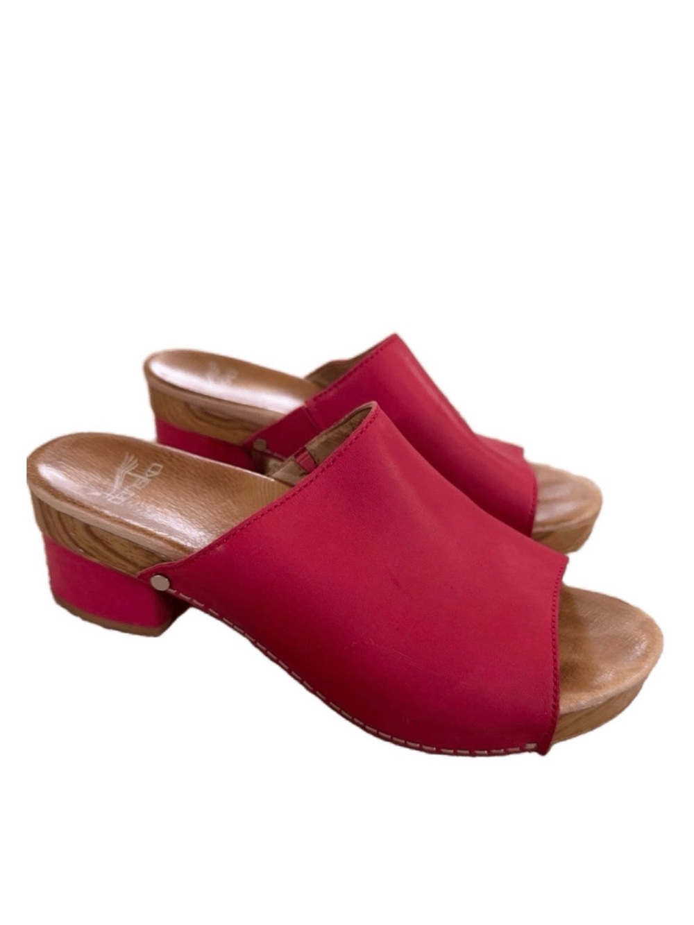 Dansko Maci Raspberry Red Open-Toe Clogs, 39